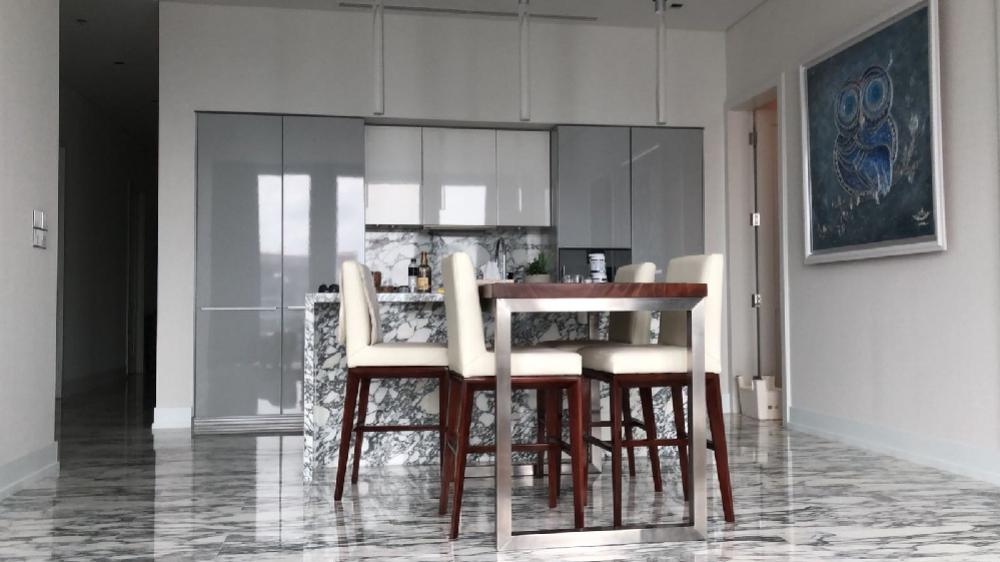 Sell “The Ritz Carlton Residence“ 2bed 148sqm 59.5mil Call: Am 0849429988 Line: 0656199198 Loading...