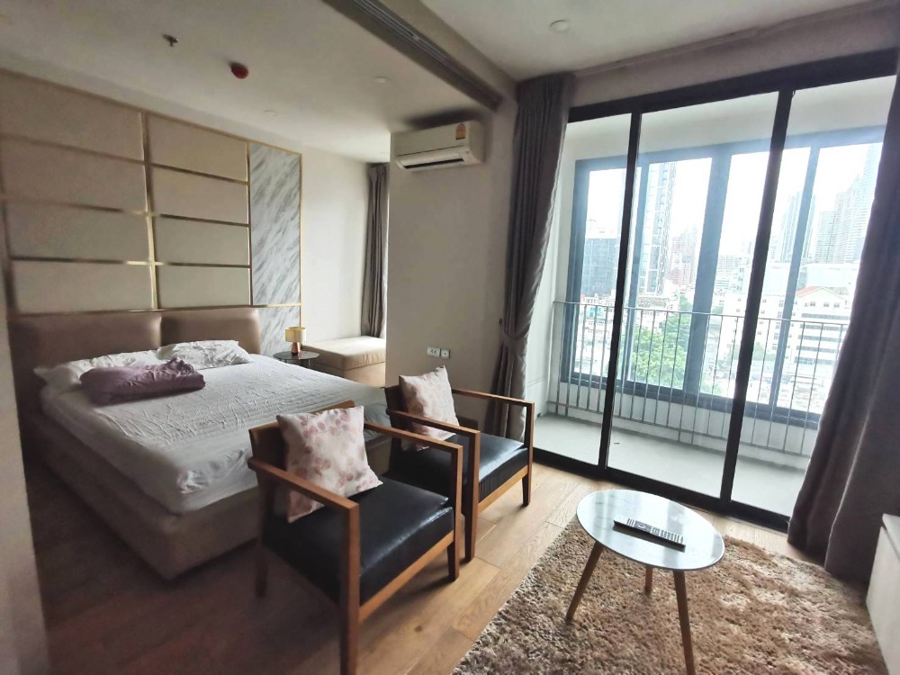 ให้เช่าคอนโดราชเทวี พญาไท : 1 ห้องนอนให้เช่าที่ Q Chidlom ขนาด 47 ตร.ม. ไม่ติดฝั่งถนนเพชรบุรี เครื่องใช้ไฟฟ้าครบ พร้อมเข้าอยู่ได้เลย