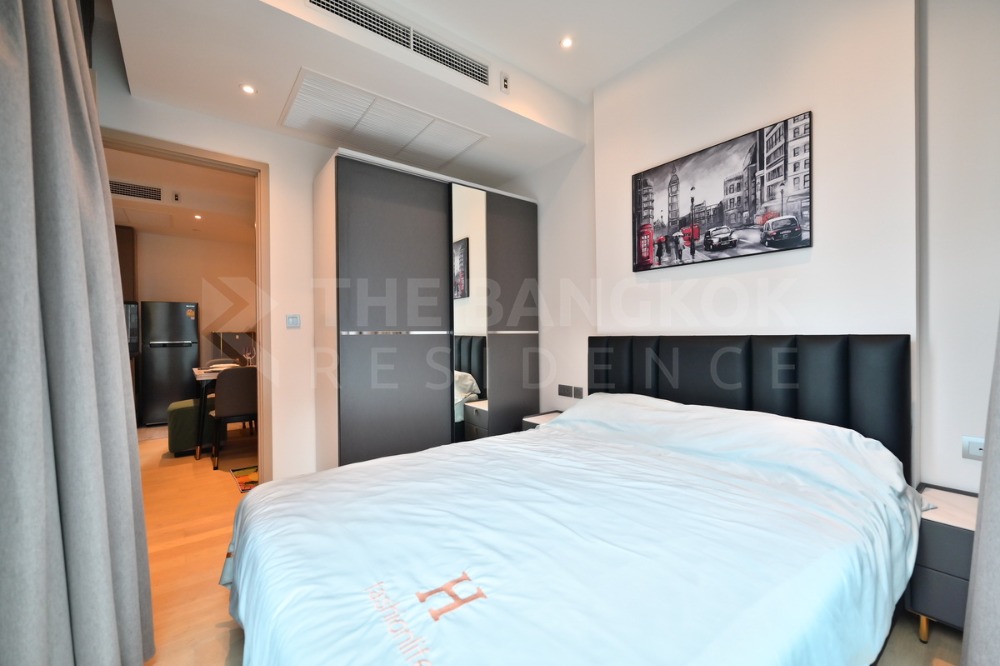 For RentCondoRama9, Petchburi, RCA : [ Urgent rent ! ! ] ASHTON Asoke - Rama 9, large room, 42 sq m, cheapest price, corner room, high floor, million baht view, extremely luxurious and beautiful / Contact 065-8219716 Ice.