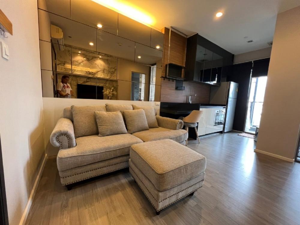 ให้เช่าคอนโดสาทร นราธิวาส : ให้เช่าเดอะรูม-สาทร เซ็นหลุยส์   ใกล้ Btsเซ็นหลุยส์ BTSสุรศักดิ์ 