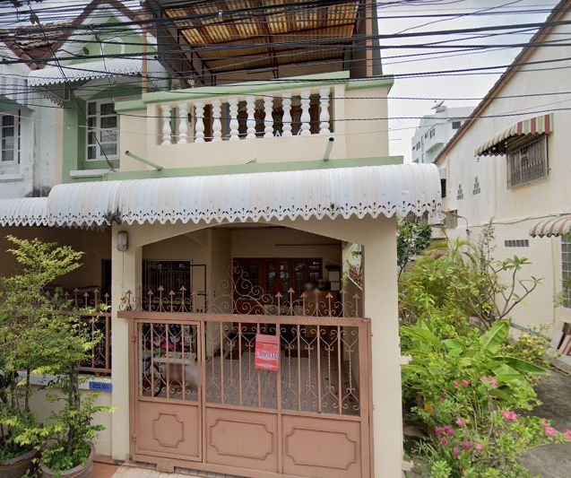 ขายทาวน์โฮมปิ่นเกล้า จรัญสนิทวงศ์ : ขายทาวน์เฮาส์ หมู่บ้านสินชัย 3 ห้องมุม ซอยจรัญ 35  บางกอกน้อย ใกล้ศิริราช