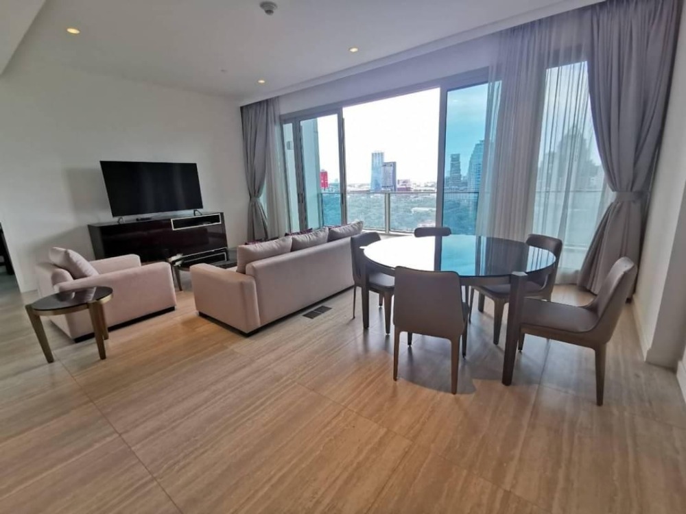 For RentCondoWitthayu, Chidlom, Langsuan, Ploenchit : 6301😊 For RENT ให้เช่า 3 ห้องนอน🚄ใกล้ BTS ราชดำริ🏢185 ราชดำริ 185 Ratchadamri🔔พื้นที่:198.00ตร.ม.💲เช่า:210,000฿📞O99-5919653,065-9423251✅LineID:@sureresidence