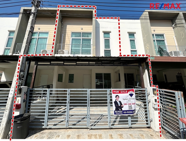 For SaleTownhomeVipawadee, Don Mueang, Lak Si : 2 storey townhouse for sale, Happy Ville Village, Don Mueang, Thoet Rachan Road, behind the house, garden view. The best price in the project