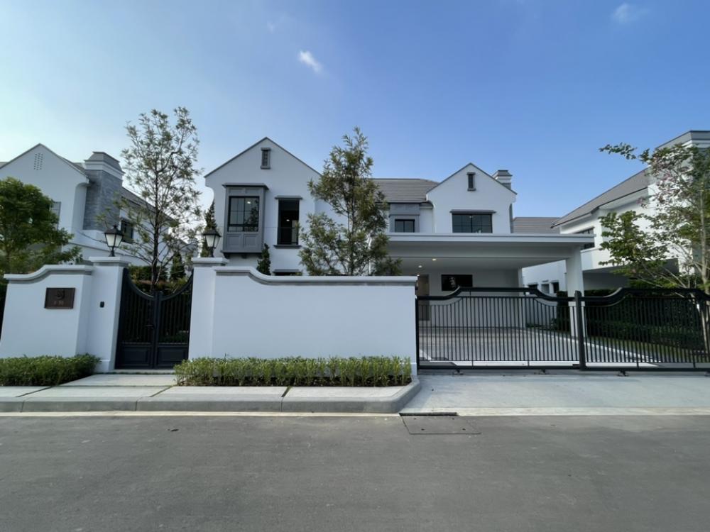 For RentHousePattanakan, Srinakarin : For Rent Single House, Project Nantawan, Rama 9, Krungthep Kreetha, 4 beds, 5 baths, good condition, ready to move in.