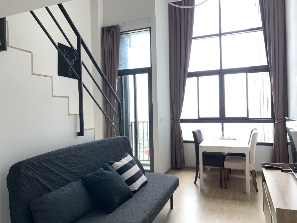 For RentCondoRama9, Petchburi, RCA : Condo for rent, Ideo New Rama 9, Duplex room, ready to move in, near MRT Rama 9.