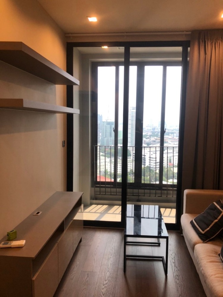 ให้เช่าคอนโดอารีย์ อนุสาวรีย์ : Ready to Move in , Rent Ideo Q Victory 1bed 35sqm 23, 000 THB