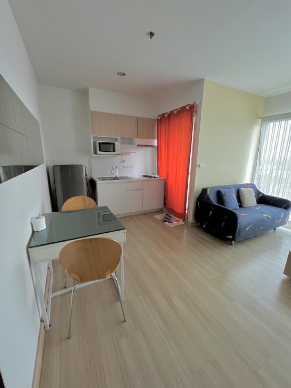 For RentCondoBangna, Bearing, Lasalle : For rent, The Parkland Srinakarin Lakeside, The parkland srinakarin lekside, Building B, Floor 16, 36 sq m, 8,500 baht, near Sikarin Hospital.