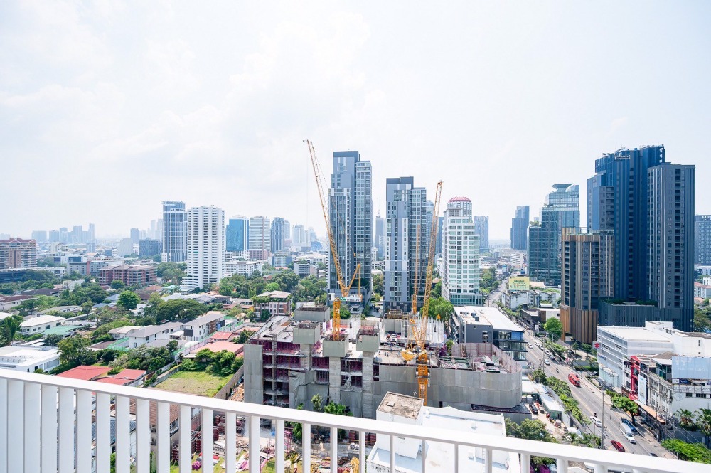 For RentCondoSukhumvit, Asoke, Thonglor : Condo for rent, special price, HQ thonglor, ready to move in, good location