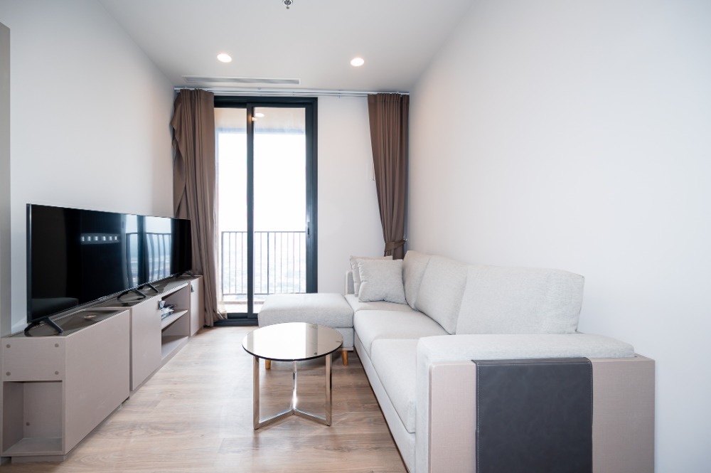 For RentCondoSukhumvit, Asoke, Thonglor : BEST DEAL🤩 For Rent📌OKA HAUS (Line:@rent2022), Beautiful room with Good price and Ready to move in!!