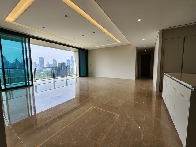 For RentCondoWitthayu, Chidlom, Langsuan, Ploenchit : The Residences at Sindhorn Kempinski Hotel Bangkok, 3 bedrooms for rent, Near BTS Chidlom