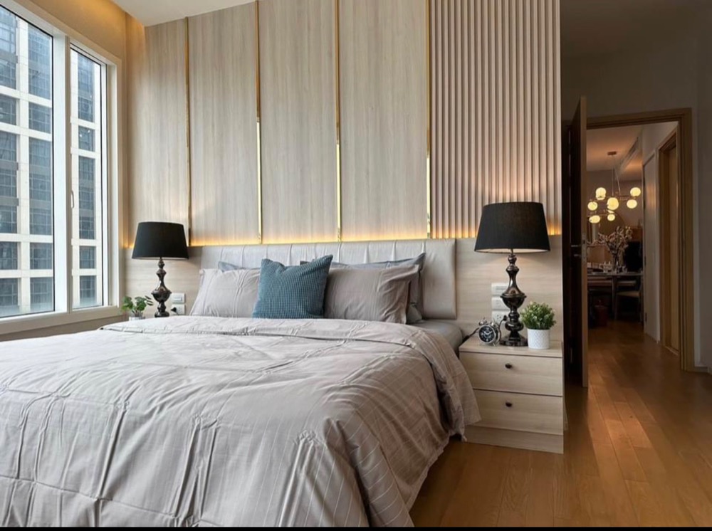 Newly renovated 39 by SansIri 2 bedrooms 2 baths high floor close to bts Loading...