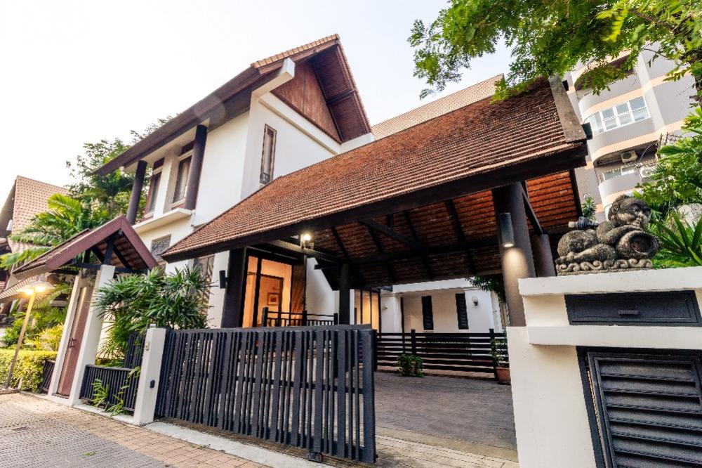ให้เช่าบ้านลาดพร้าว เซ็นทรัลลาดพร้าว : ให้เช่า บ้านเดี่ยว 3ชั้น ในซอยพหล24 ใกล้เซ็นทรัลลาดพร้าว