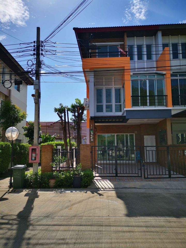 For RentTownhomeChaengwatana, Muangthong : Vista Park - Chaeng Watthana