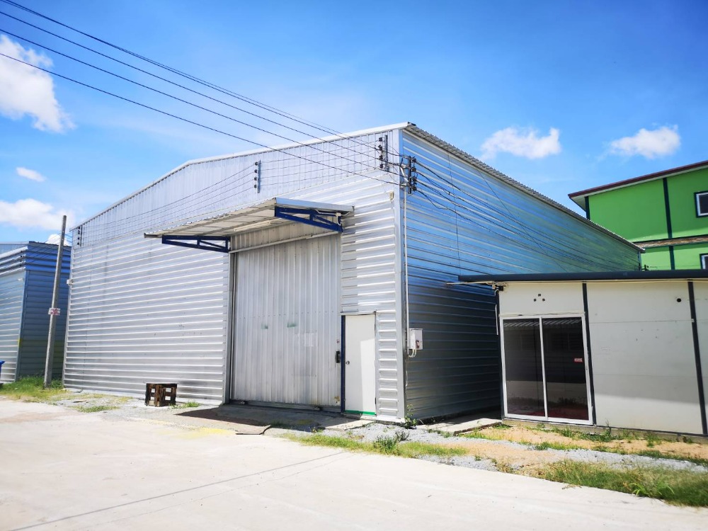 For RentWarehouseSriracha Laem Chabang Ban Bueng : Warehouse for rent Pinthong Sriracha 36,000/month Contact Khun Pai 064-9456143