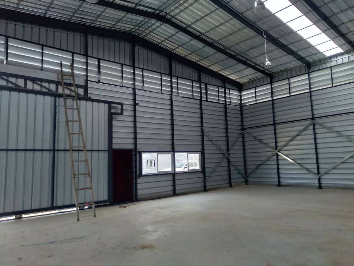 ให้เช่าโกดังพุทธมณฑล ศาลายา : รหัสสินค้า : R05L  ชื่อสินค้า : R05L โกดังให้เช่า พุทธมณฑลสาย3 ถนนทวีวัฒนา-กาญจนาภิเษก 90 ตรม.  ราคา : ฿12,600.00 / ต่อเดือน  สถานะ :  ว่าง    เข้าอยู่ได้วันที่ 01 พ.ค. 2568พุทธมณฑลสาย3 (ติดต่อคุณปาย :  0649456143 