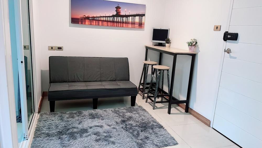 For RentCondoBangna, Bearing, Lasalle : Manhattan residences