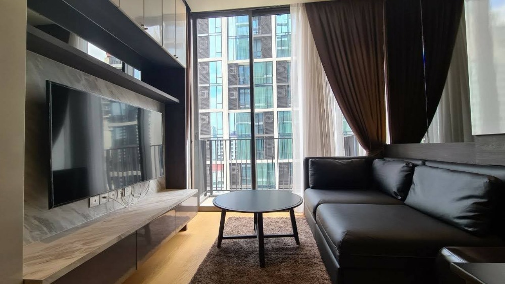 ให้เช่าคอนโดวิทยุ ชิดลม หลังสวน : 6254😊 For RENT ให้เช่า 1 ห้องนอน🚄ใกล้  BTS ชิดลม🏢 28 ชิดลม 28 Chidlom 🔔พื้นที่:44.00ตร.ม.💲เช่า:50,000฿💲📞O99-5919653,065-9423251✅LineID:@sureresidence