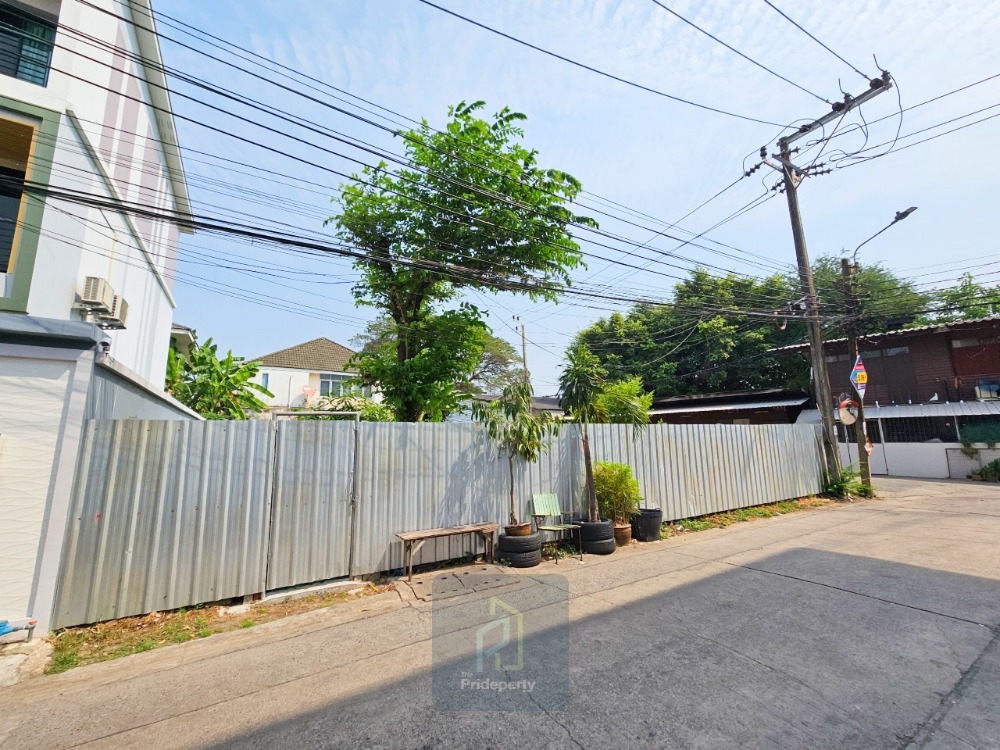 ขายที่ดินลาดพร้าว101 แฮปปี้แลนด์ : ขาย ที่ดิน 69 ตร.วา ซ.ลาดพร้าว 83 (สถานี BTS) แปลงมุม ถมแล้ว ใกล้ทั้ง ถ.ลาดพร้าว และ ประดิษฐ์มนูธรรม