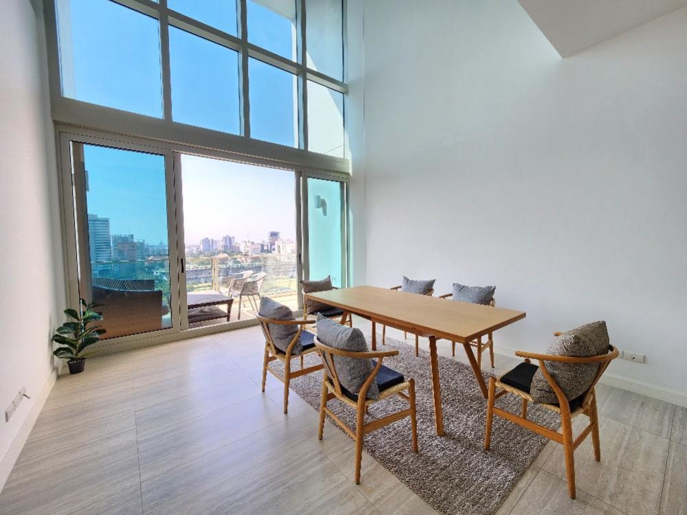 For RentCondoWitthayu, Chidlom, Langsuan, Ploenchit : 185 Rajadamri Condominium for Rent, near BTS Ratchadamri
