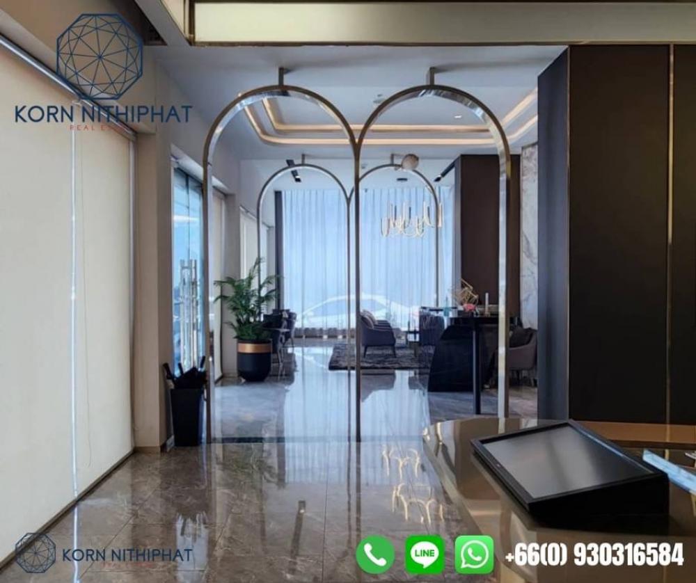 ให้เช่าโชว์รูมพระราม 9 เพชรบุรีตัดใหม่ RCA : Luxury Office ให้เช่าชั้น 1 ขนาด 400 ตารางเมตร ติดถนนอโศก - ดินแดง มีที่จอดรถ 10 คัน