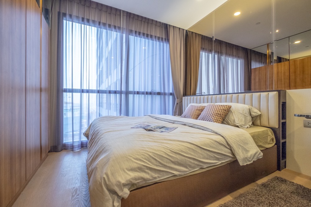 For RentCondoSiam Paragon ,Chulalongkorn,Samyan : For rent Ashton Chula Silom studio high floor nice decor