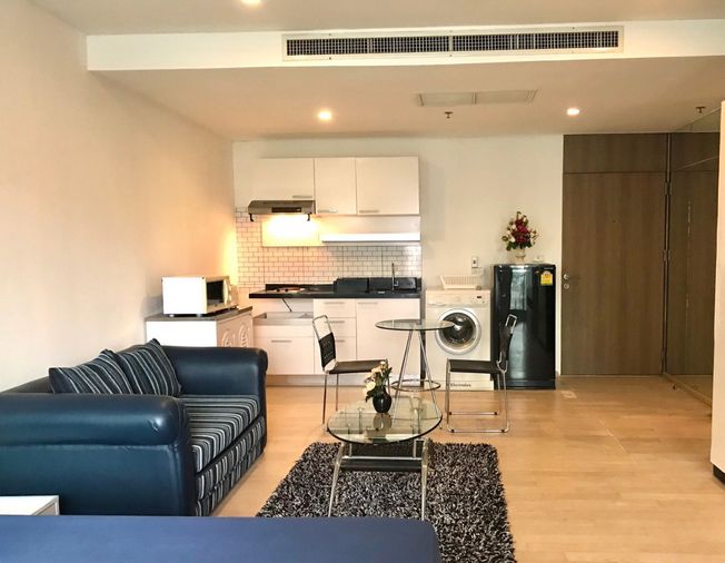 ให้เช่าคอนโดสุขุมวิท อโศก ทองหล่อ : Noble Remix 1 Bed 40 sq.m. 16,999B 6 MB please add LlNE lD agentbank1 o8415o5483