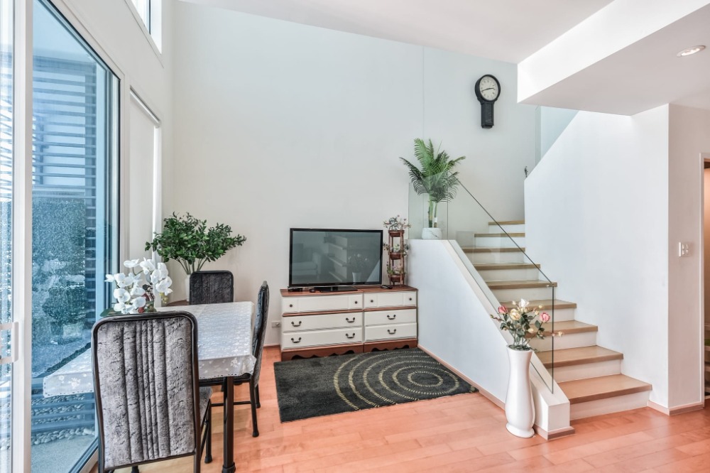 For RentCondoRatchathewi,Phayathai : BEST DEAL🤩 For Rent📌Villa Ratchatewi (Line:@rent2022), Beautiful room with Good price and Ready to move in!!