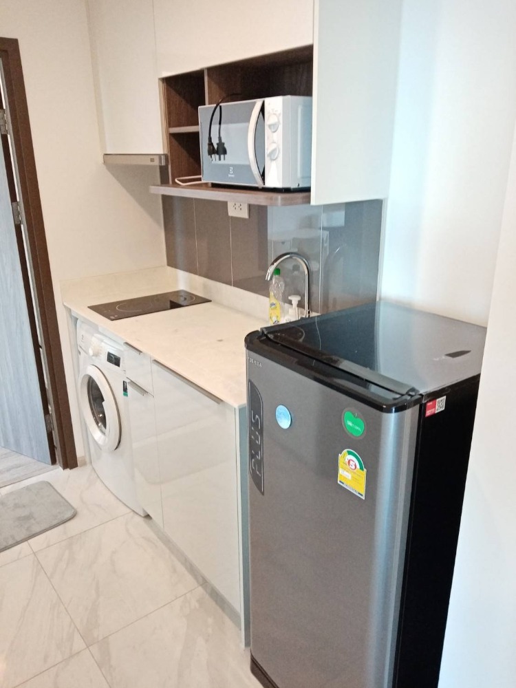 ให้เช่าคอนโดพระราม 9 เพชรบุรีตัดใหม่ RCA : Ideo Mobi Asoke 35 sq.m. rent & Sell 6 MB please add LlNE lD agentbank1 o8415o5483