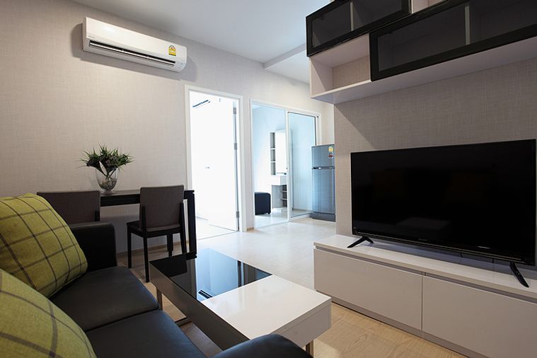 ให้เช่าคอนโดสาทร นราธิวาส : Life @ Sathorn 10 40 sq.m. 1 Bed rent & Sell 5.5 MB please add LlNE lD @806qphgn o8415o5483