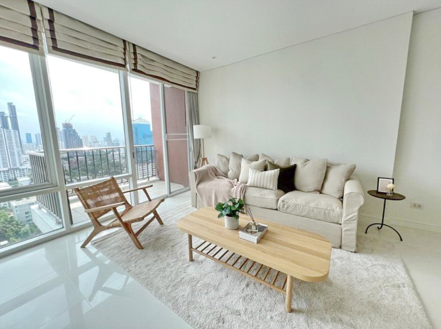 ให้เช่าคอนโดสุขุมวิท อโศก ทองหล่อ : 3963😊 For RENT ให้เช่า  2 ห้องนอน🚄ใกล้ BTS เอกมัย🏢ฟลูเลอตัน สุขุมวิท 59-61 Fullerton Sukhumvit 59-61🔔พื้นที่:96.00ตร.ม.💲เช่า:72,000฿📞O99-5919653,065-9423251✅LineID:@sureresidence