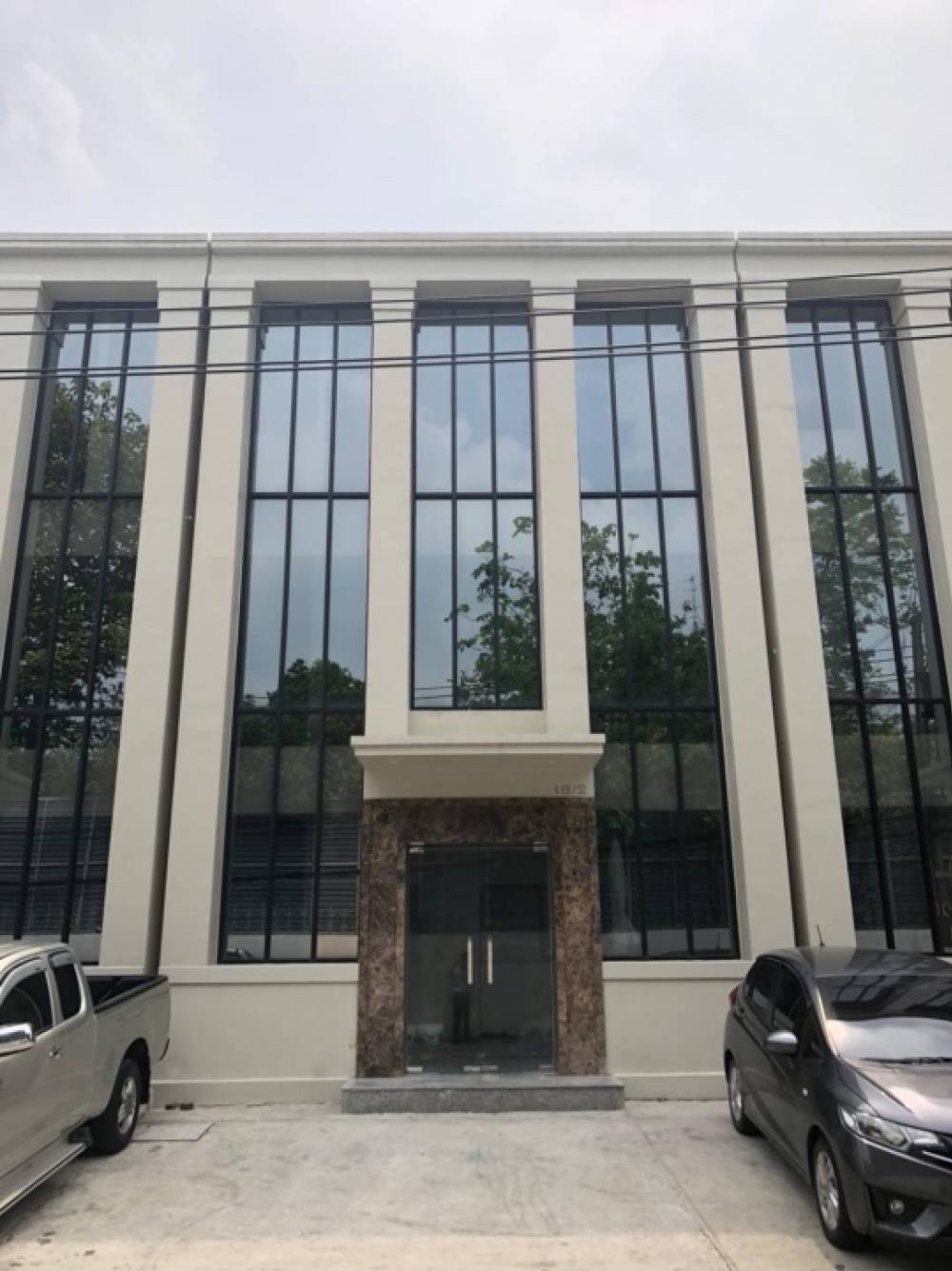 ให้เช่าโกดังอ่อนนุช อุดมสุข : Home Office & Warehouse for Rent Near BTS Udomsuk