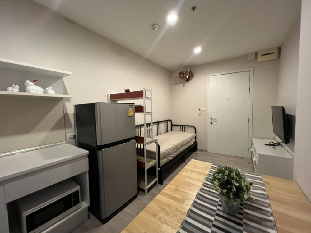 ปล่อยเช่า‼️พลัมคอนโด เซ็นทรัล สเตชั่น เวสเกต ขนาด 26 ตร.ม. 1 นอน 1 น้ำ เฟอร์นิเจอ เครื่องใช้ไฟฟ้าครบ ชั้น 23 Loading...