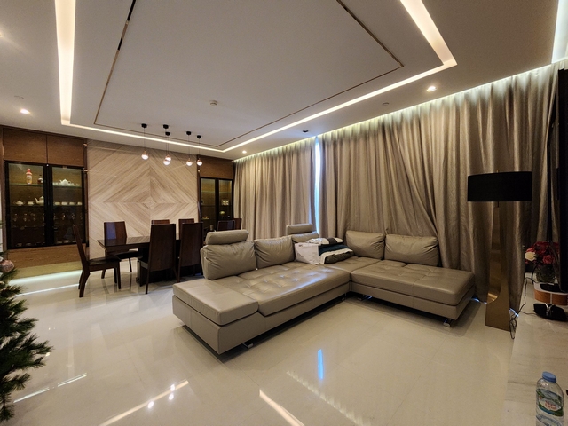 ให้เช่าคอนโดสาทร นราธิวาส : คอนโดให้เช่า The Bangkok Sathorn 2 นอน 124 ตรม. ชั้น 15 ห้องใหม่ ไม่เคยปล่อยเช่า ติด BTS สุรศักดิ์