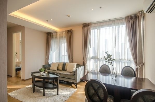 ให้เช่าคอนโดสุขุมวิท อโศก ทองหล่อ : Condo for rent H Sukhumvit 43