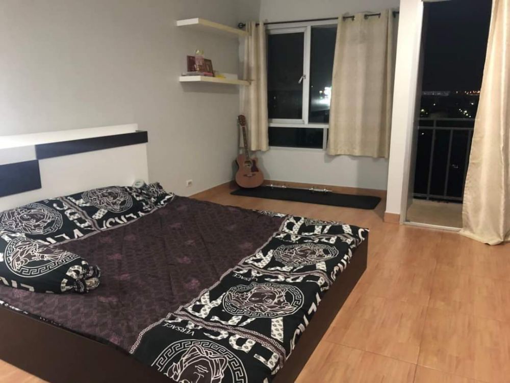 For RentCondoLadkrabang, Suwannaphum Airport : Condo for rent, Iris Avenue, On Nut, Wongwaen, Building 4, 8th floor, view of the open-air project side, size 28 sq m. Price 7,000 baht