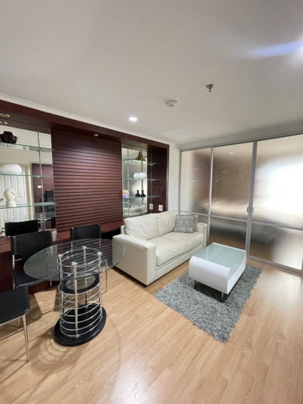 For RentCondoRama 8, Samsen, Ratchawat : 🔥 Rental of Lumpini Place Rama 8🔥