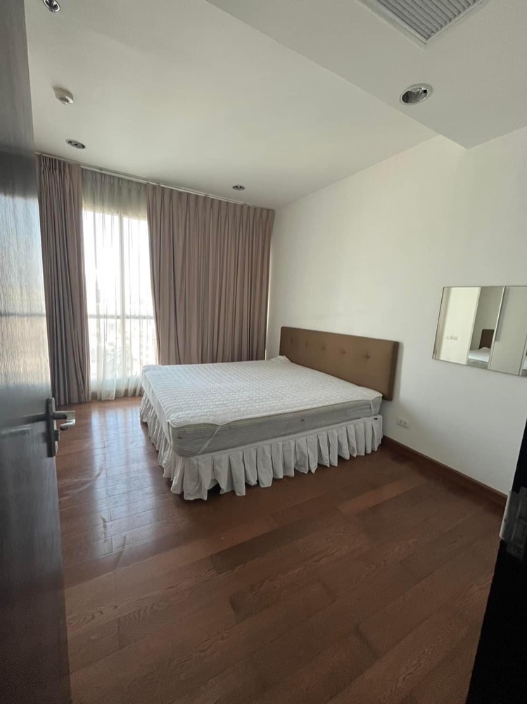 ให้เช่าคอนโดราชเทวี พญาไท : For rent The Address Chidlom 3 bedrooms 3baths for family rare unit