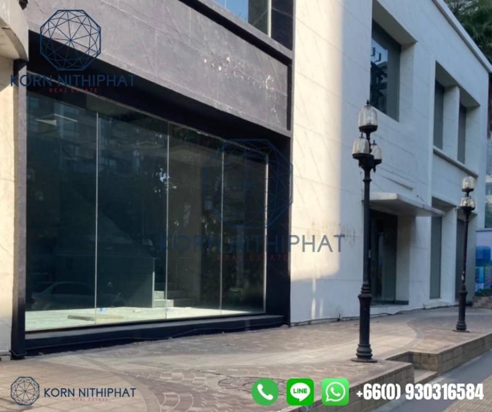 For RentRetail SpaceOnnut, Udomsuk : Space for rent on the 1st floor, next to Sukhumvit-Phra Khanong Road, suitable for renting restaurants, beauty clinics, dental clinics, sports equipment stores, furniture stores, mattress stores and others.