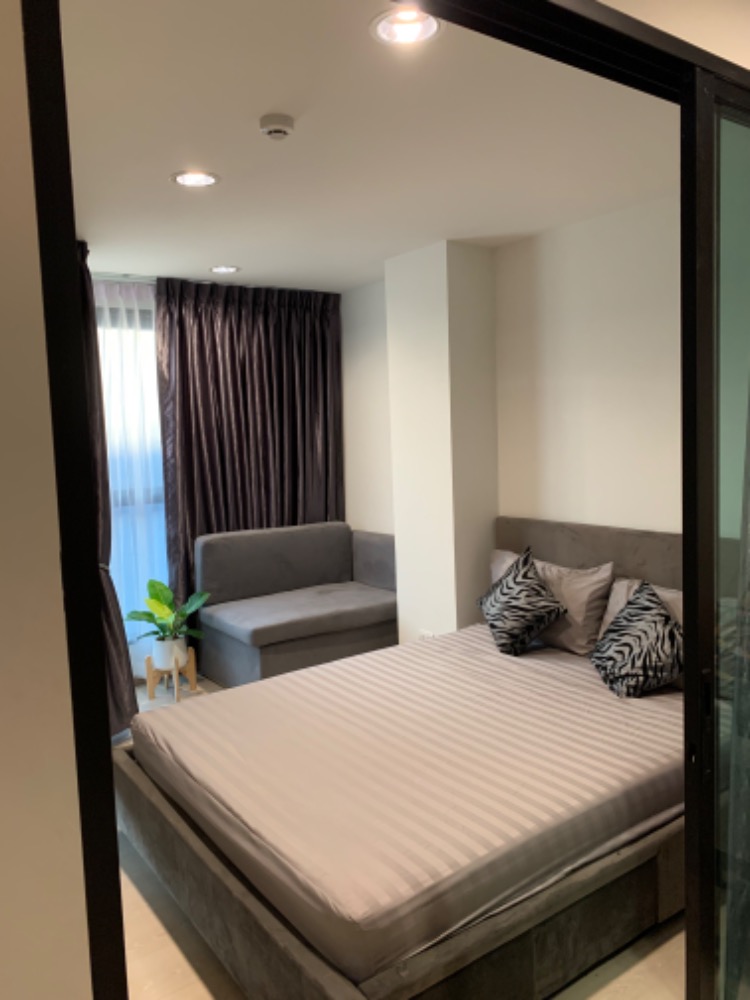 For SaleCondoRama9, Petchburi, RCA : Condo for sale in Rama 9 area connecting Ramkhamhaeng Near Suvarnabhumi, The Rise, new room, 7th floor, size 32 sq m, Rama 9 area, Bangkok, fully furnished