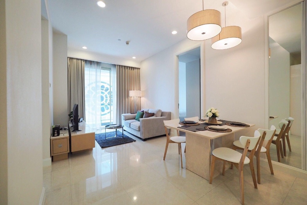 ให้เช่าคอนโดวิทยุ ชิดลม หลังสวน : Worth one! For Rent at Q Langsuan