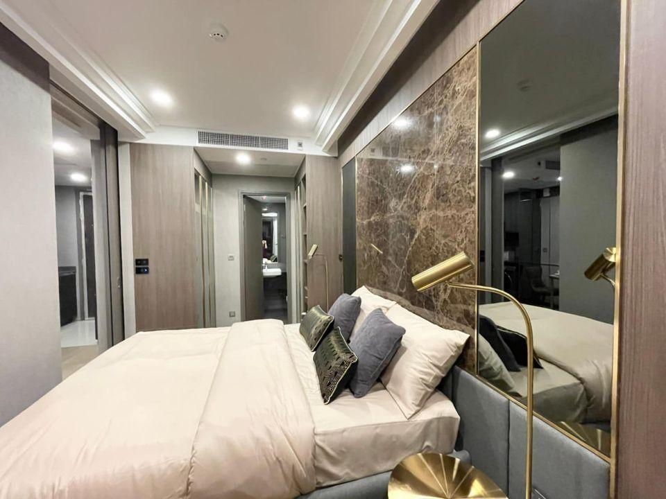 Condo for Sale  Ashton Chula Silom Loading...