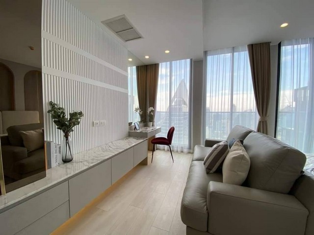 For RentCondoWitthayu, Chidlom, Langsuan, Ploenchit : Noble Ploenchit Condominium Next to BTS Skytrain Ploenchit, Embassy