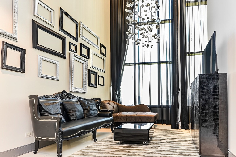 ให้เช่าคอนโดสุขุมวิท อโศก ทองหล่อ : RENT/SALE: Stylish Duplex Classic Modern White-Black Chic Decor Unit ⭐ The Emporio Place - Sukhumvit 24 ⭐