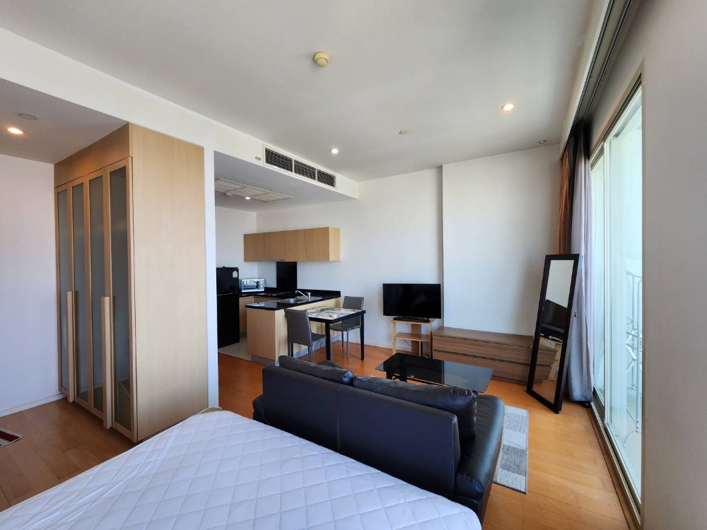 ให้เช่าคอนโดเกษตรศาสตร์ รัชโยธิน : **ห้องว่างครับผม ห้องใหญ่สไตล์โรงแรม เพดานสูง** ให้เช่า วินด์ รัชโยธิน ติดเมเจอร์ รัชโยธิน ใกล้ สำนักงานเขตจตุจักร, SBC Park Plaza SS802