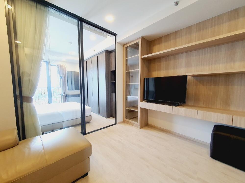 For RentCondoRatchadapisek, Huaikwang, Suttisan : Condo IDEO Ratchada-Sutthisan, close to MRT Sutthisan, only 400 meters.