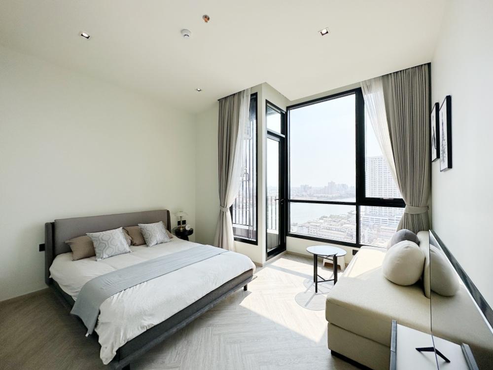 ให้เช่าคอนโดวงเวียนใหญ่ เจริญนคร : 🏢 CHAPTER CHAROEN NAKHON - RIVERSIDE 📍ชั้นสูง 🌤️วิวแม่น้ำ  🛋️เฟอร์นิเจอร์ 📺 เครื่องใช้ไฟฟ้า ครบ (ราคาพิเศษ)