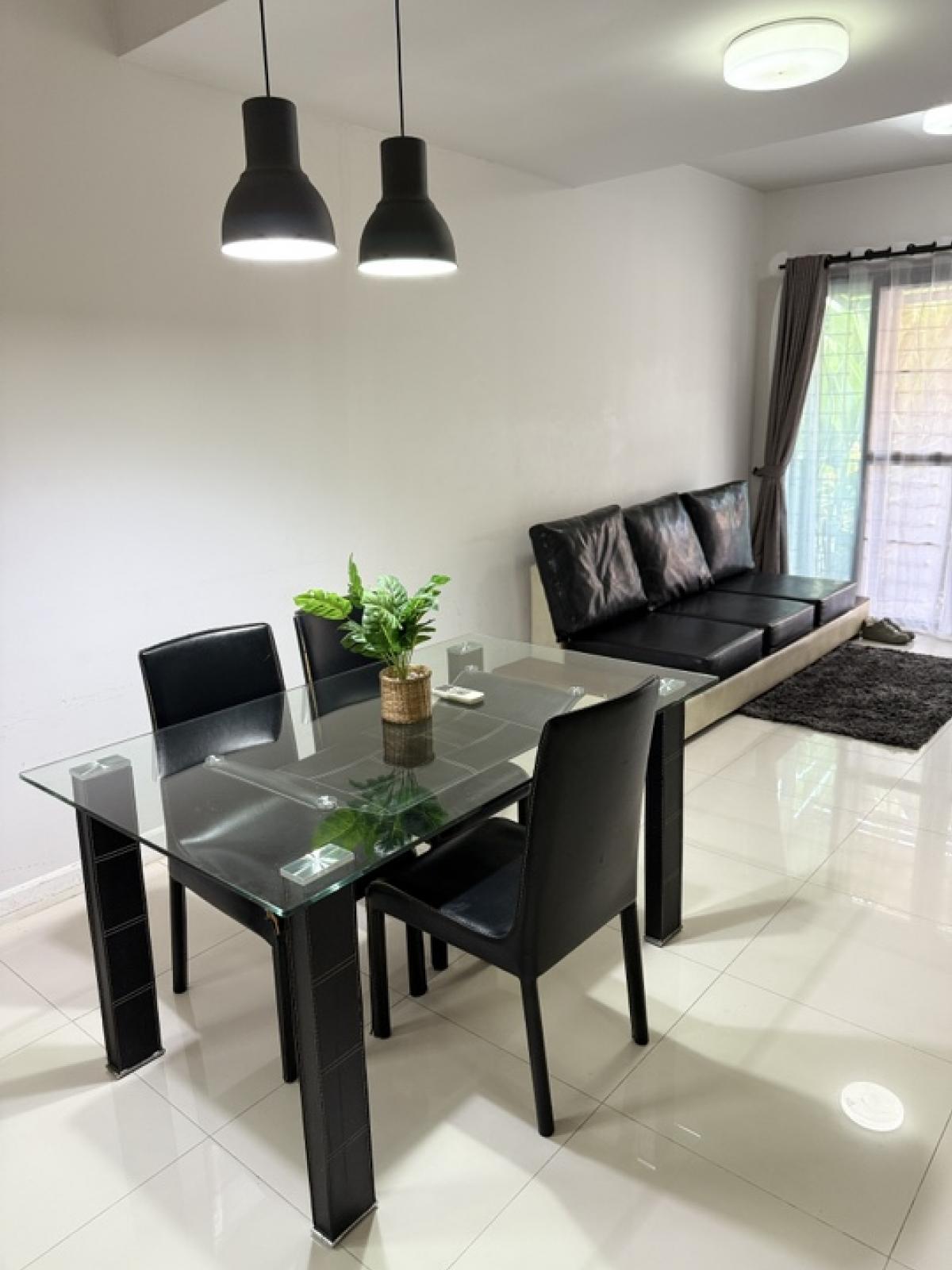 *** Rent *** Townhome Connect 9 Kaset-Nawamin behind the corner Loading...