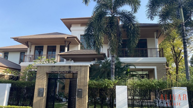 ให้เช่าบ้านพัฒนาการ ศรีนครินทร์ : RH024523 House for Rent Narasiri Pattanakarn - Srinakarin
