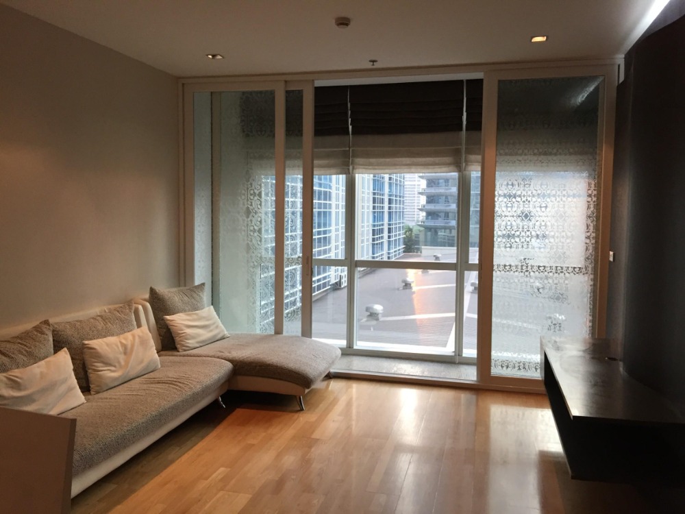 For RentCondoWitthayu, Chidlom, Langsuan, Ploenchit : Now available, urgent rent ♥ Athenee Residence, a luxury project with the center at Alang, make an appointment to see 092-914-9950