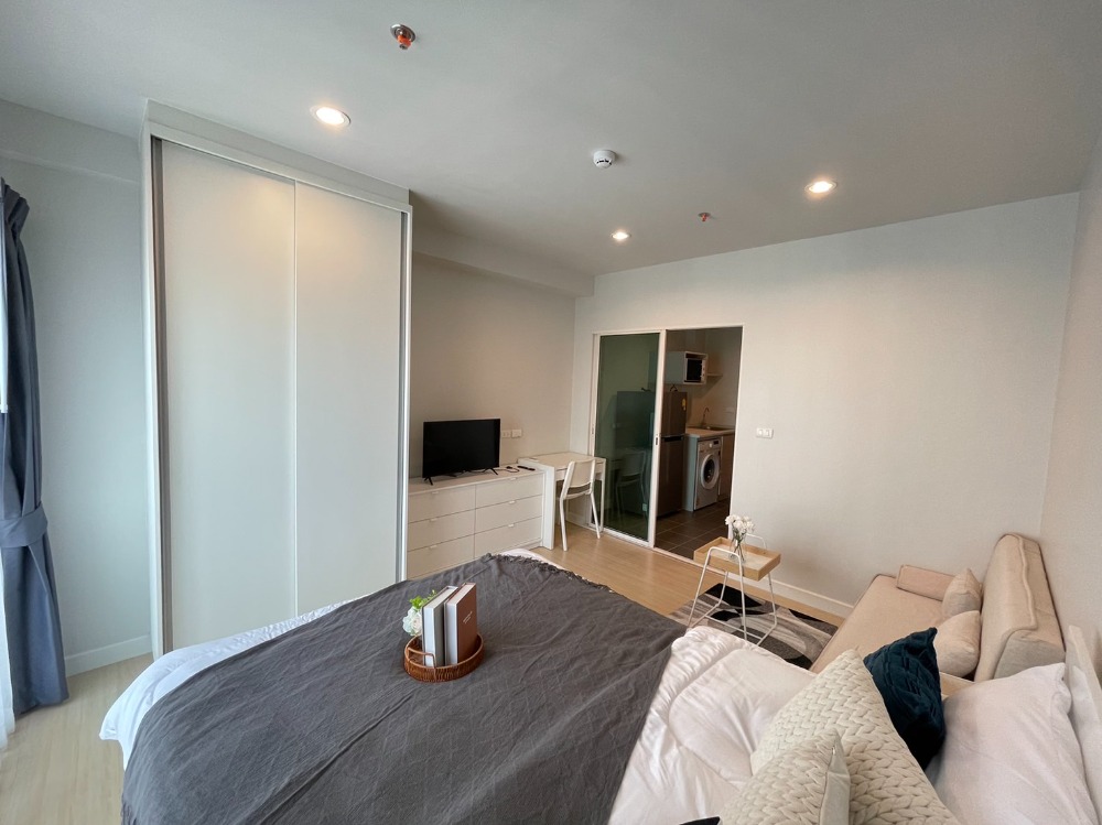 ให้เช่าคอนโดท่าพระ ตลาดพลู วุฒากาศ : Metro Sky Wuthakat ห้องว่างพร้อมให้เช่า FUlly Furnished มีเครื่องใช้ไฟฟ้าครบ สอบถามได้ครับ